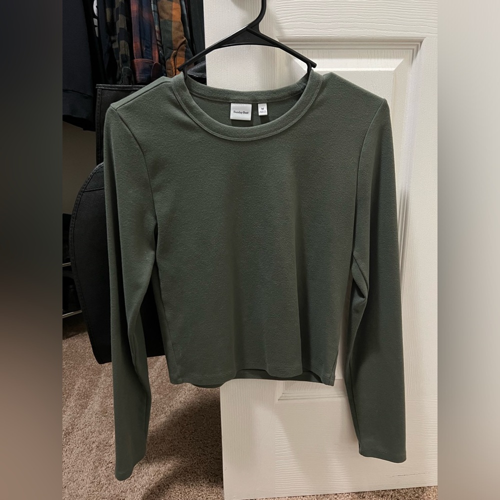 Aritzia long sleeve top